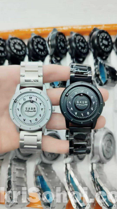 SABR magnetic Arabic Watch ⌚